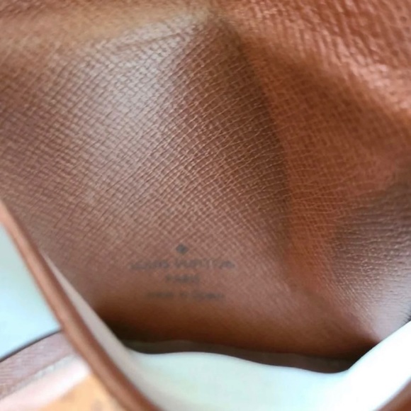 ❌❌SOLD ❌❌Louis Vuitton Monogram card Holder - Picture 5 of 5